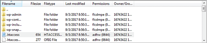 El archivo .htaccess visto en FileZilla.